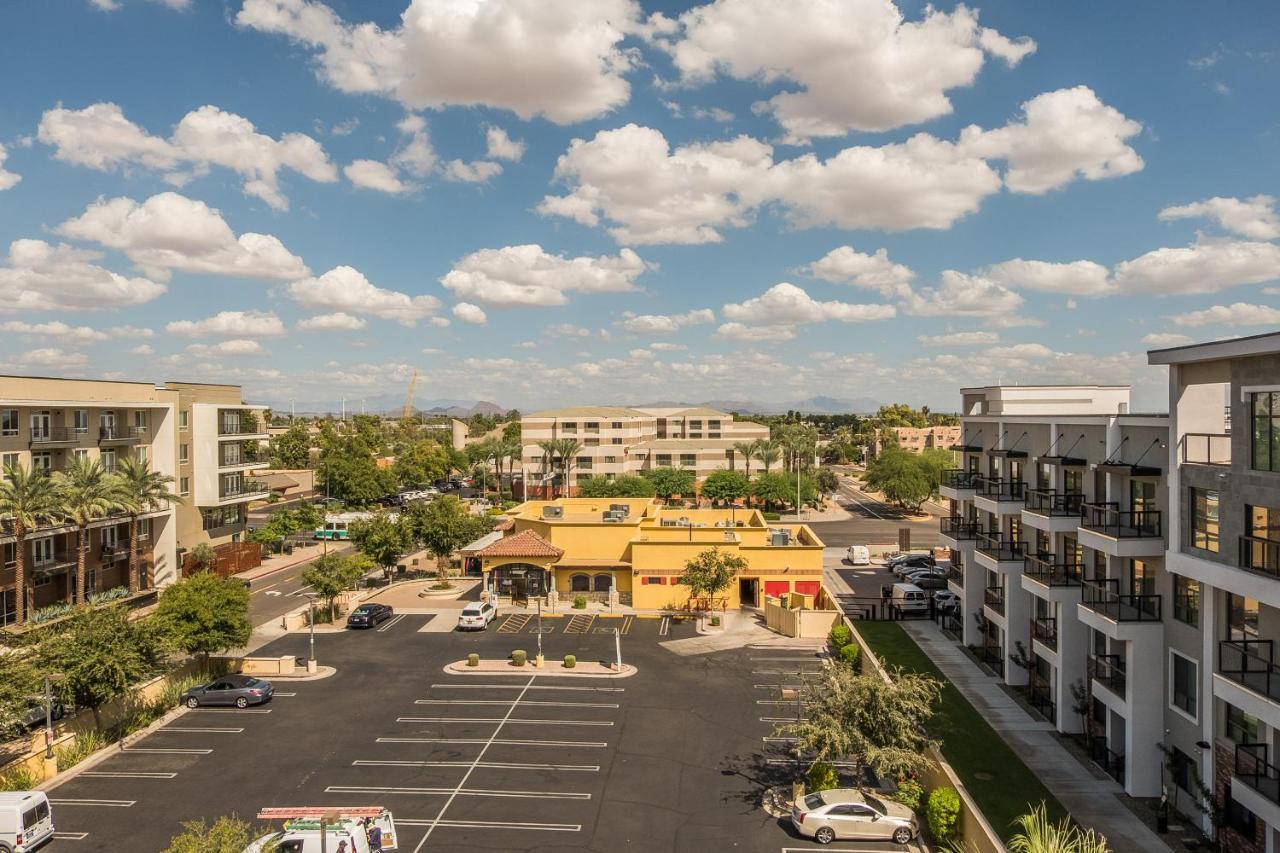 Frontdesk Old Town Apts Scottsdale Exterior photo