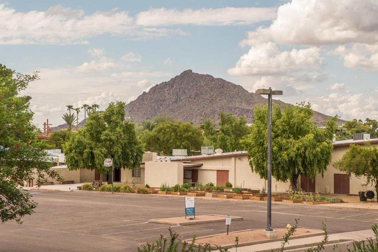 Frontdesk Old Town Apts Scottsdale Exterior photo